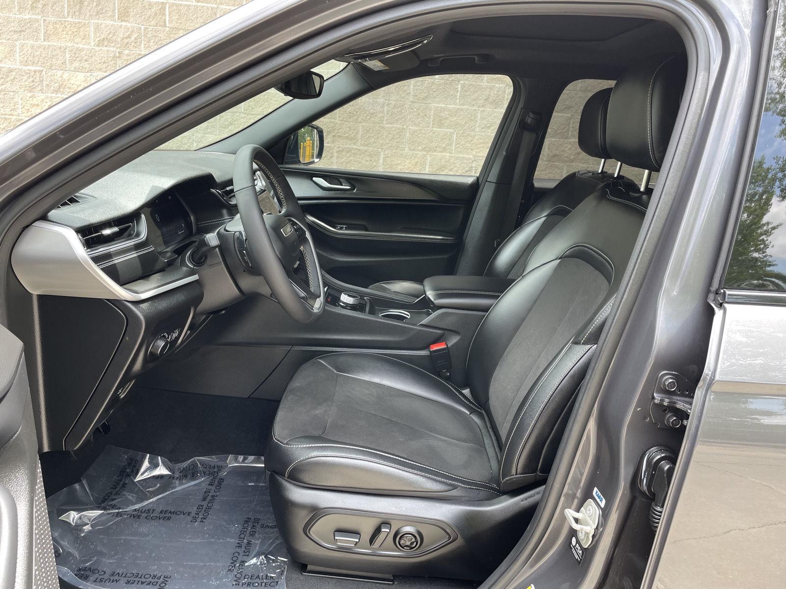 Used 2023 Jeep Grand Cherokee L Altitude X SUV for sale in Lincoln NE
