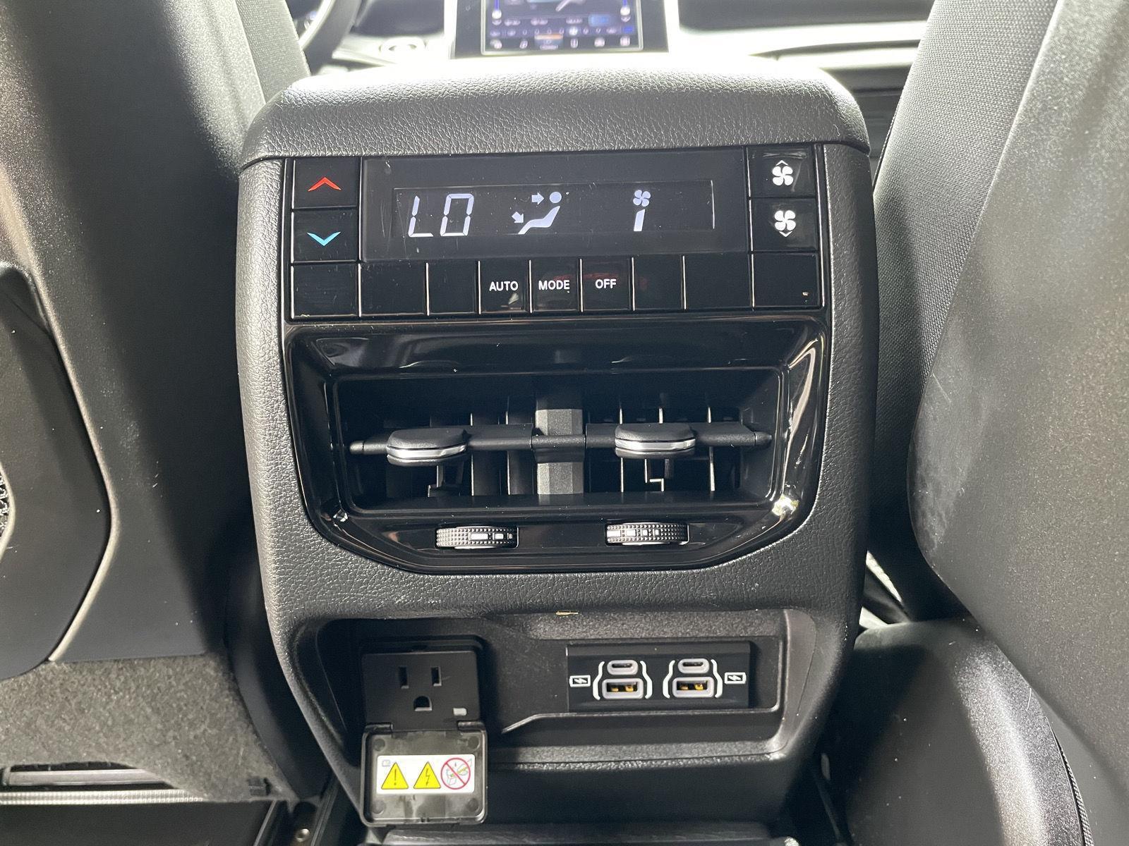 Used 2023 Jeep Grand Cherokee L Altitude X SUV for sale in Lincoln NE