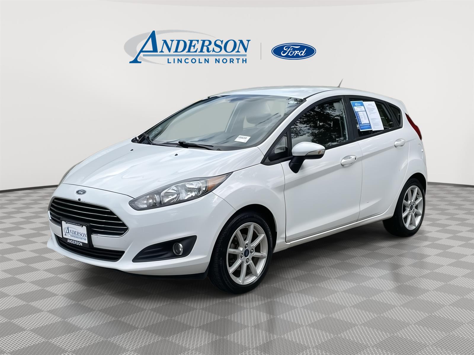 Used 2015 Ford Fiesta SE Hatchback for sale in Lincoln NE