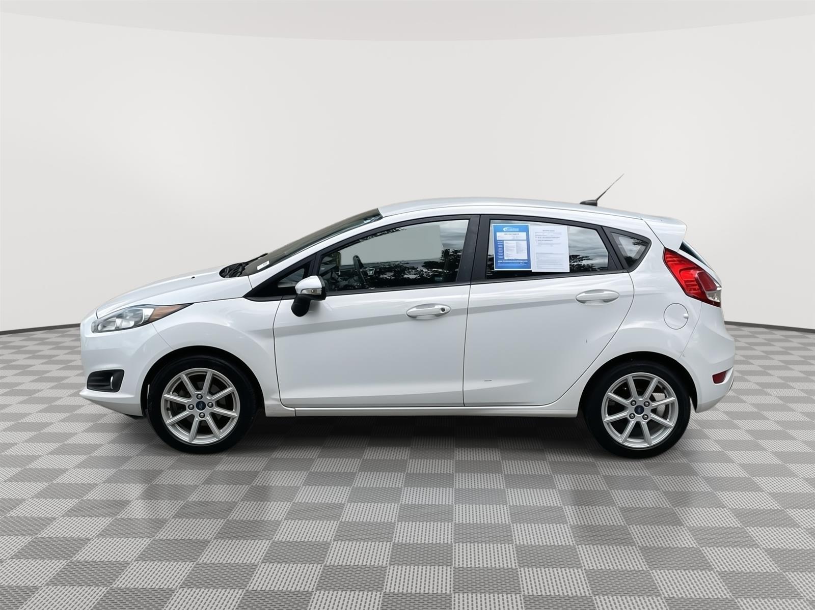 Used 2015 Ford Fiesta SE Hatchback for sale in Lincoln NE