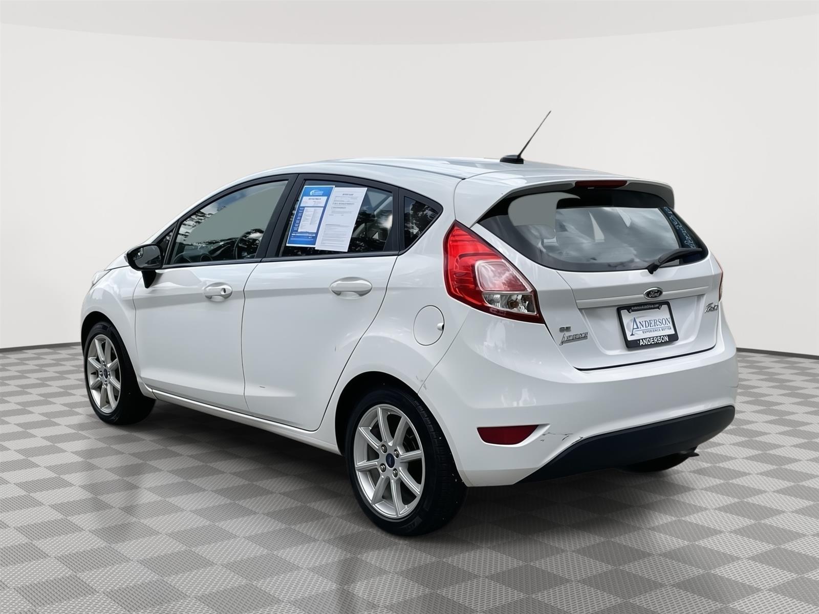 Used 2015 Ford Fiesta SE Hatchback for sale in Lincoln NE