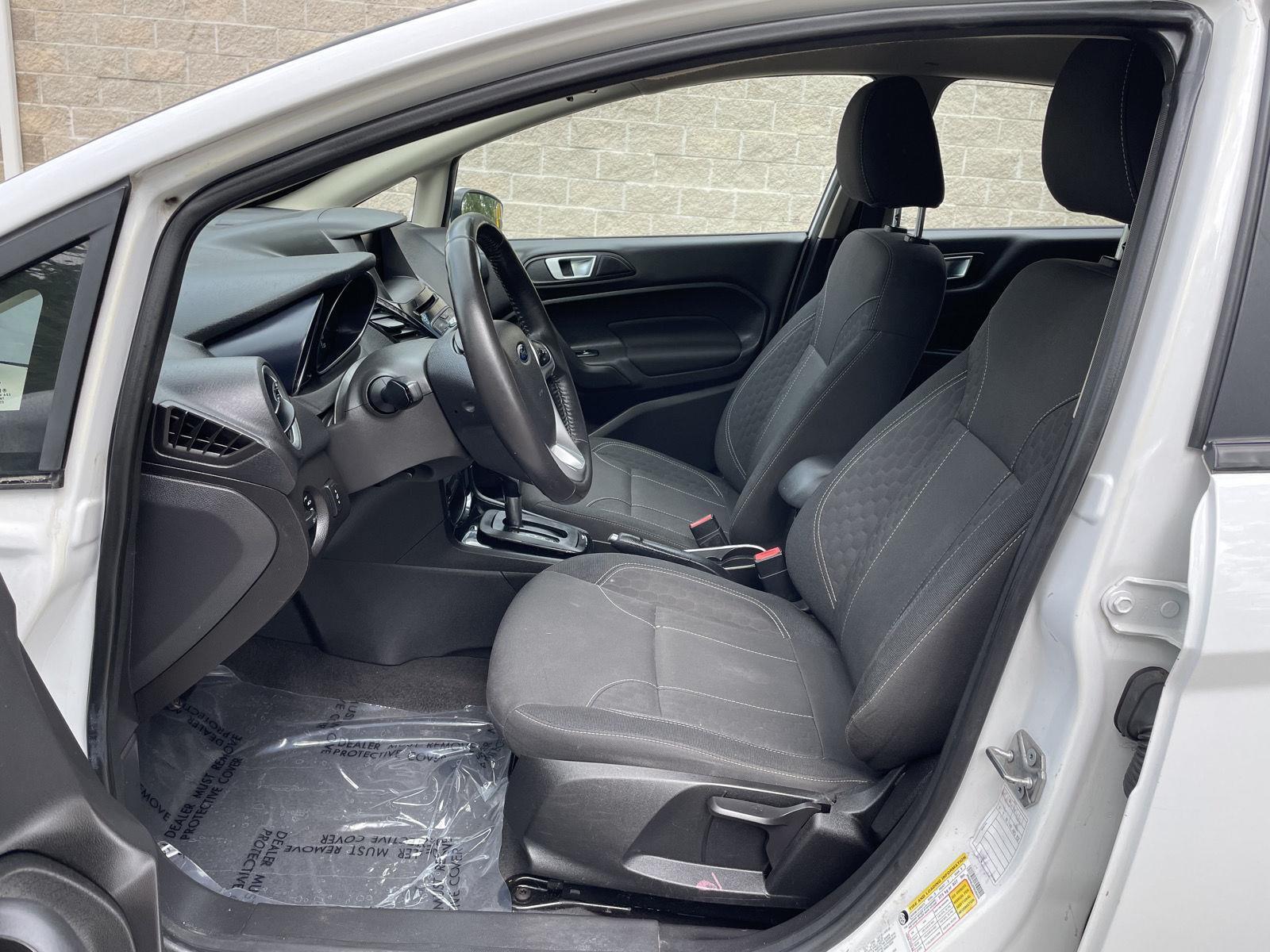 Used 2015 Ford Fiesta SE Hatchback for sale in Lincoln NE