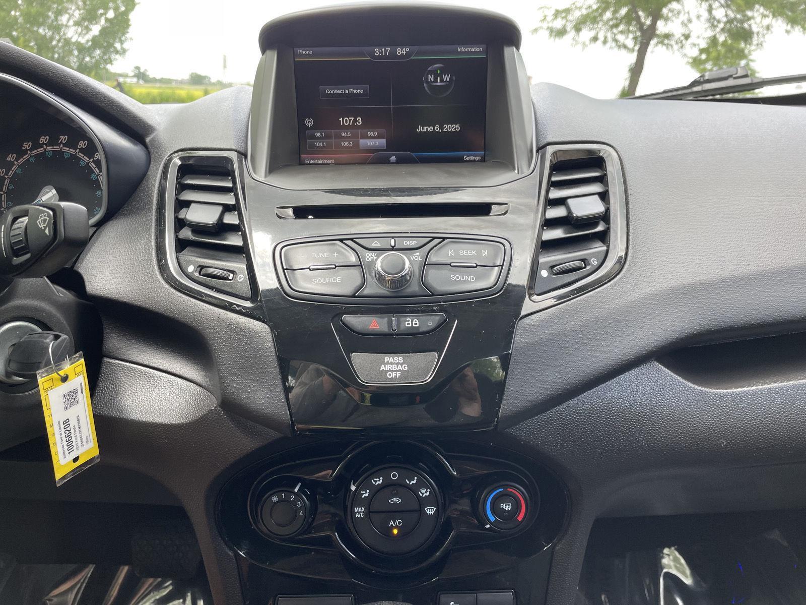 Used 2015 Ford Fiesta SE Hatchback for sale in Lincoln NE