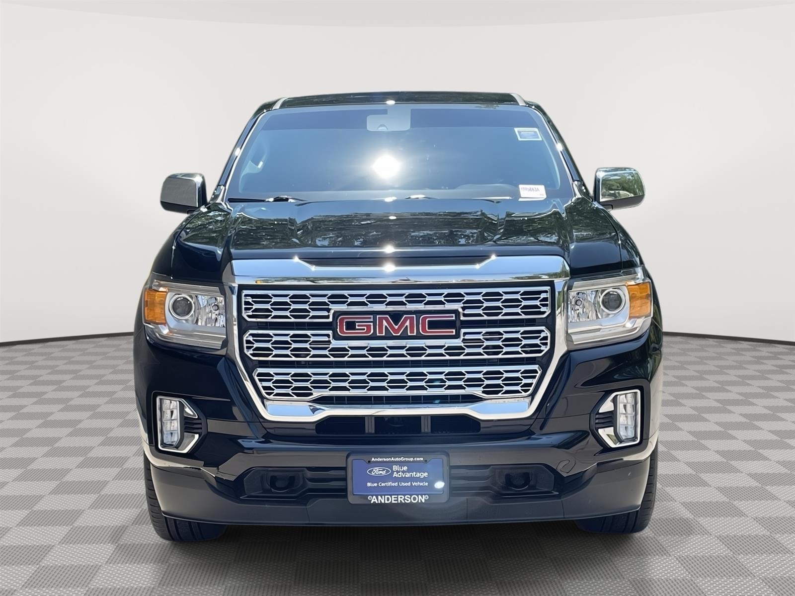 Used 2022 GMC Canyon 4WD Denali Crew Cab Truck for sale in Lincoln NE