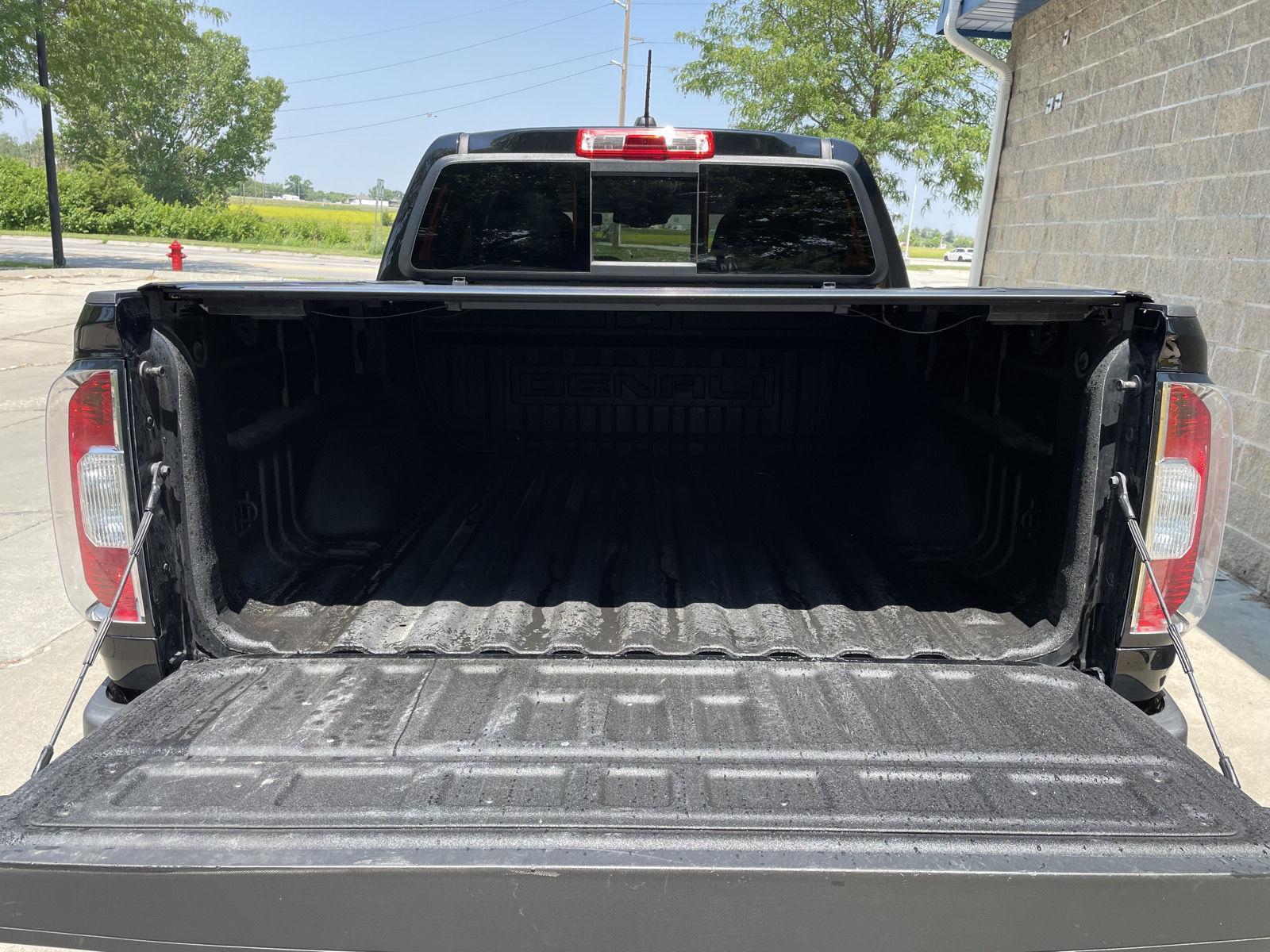 Used 2022 GMC Canyon 4WD Denali Crew Cab Truck for sale in Lincoln NE