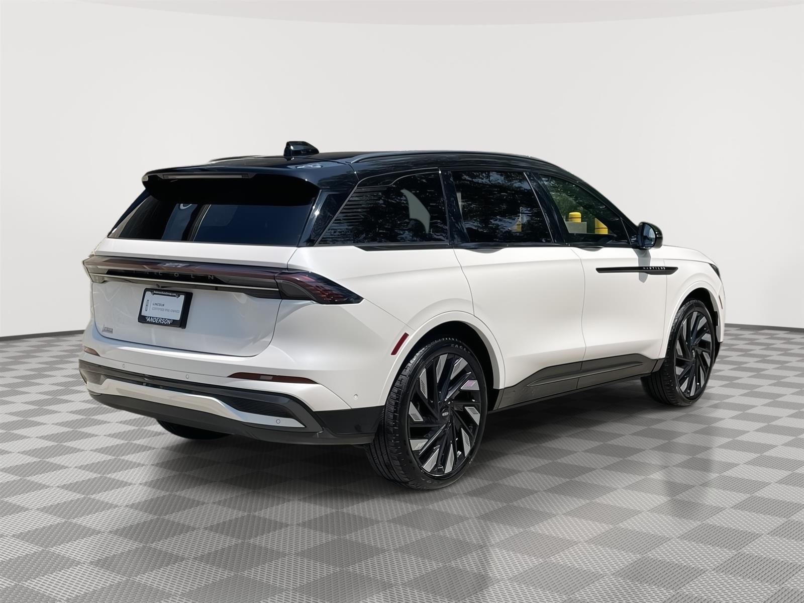 Used 2024 Lincoln Nautilus Reserve SUV for sale in Lincoln NE