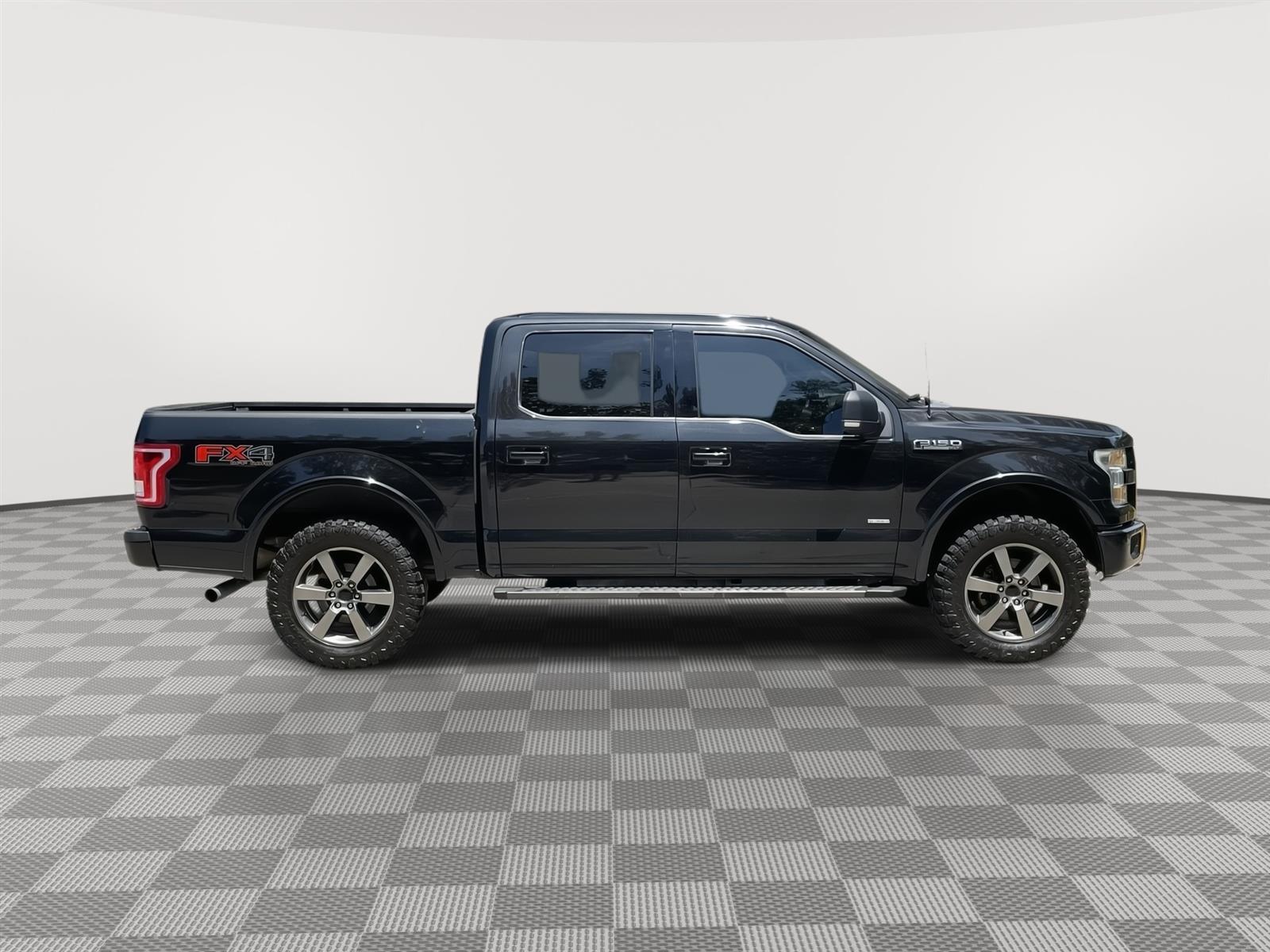 Used 2015 Ford F-150 XLT Crew Cab Truck for sale in Lincoln NE