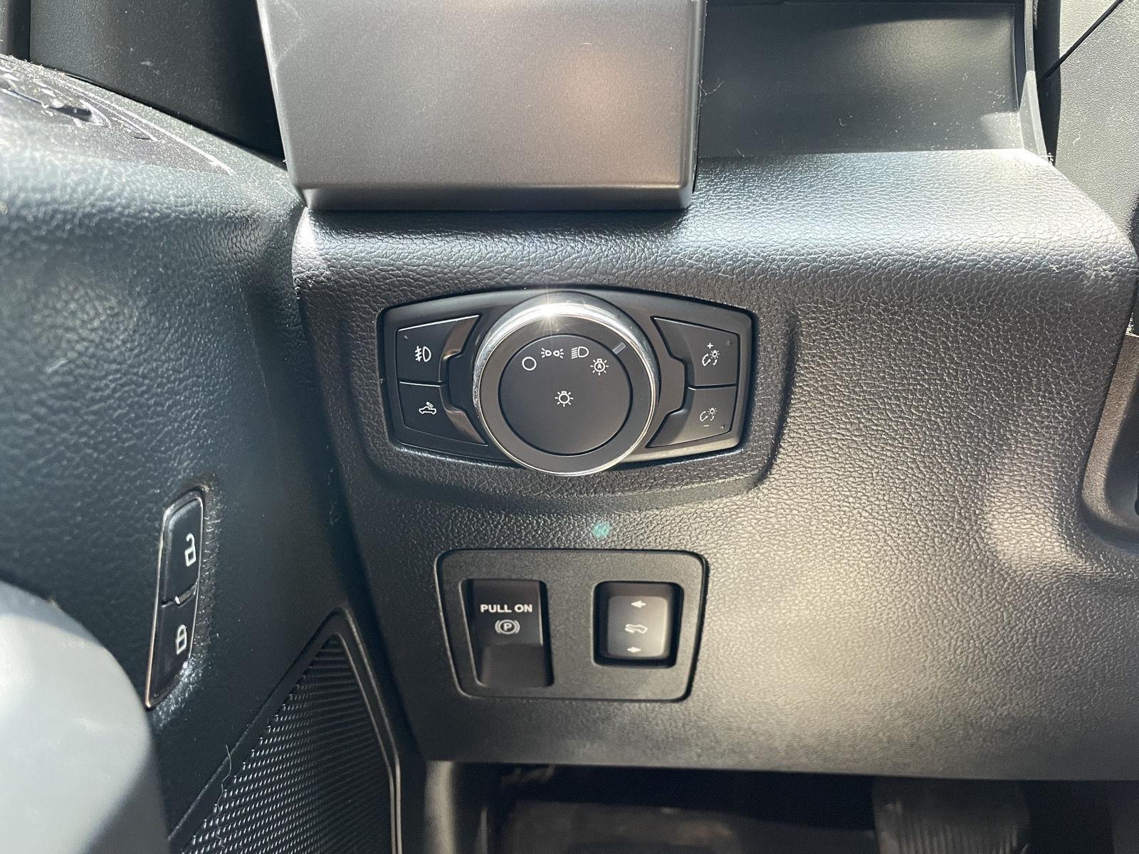Used 2015 Ford F-150 XLT Crew Cab Truck for sale in Lincoln NE