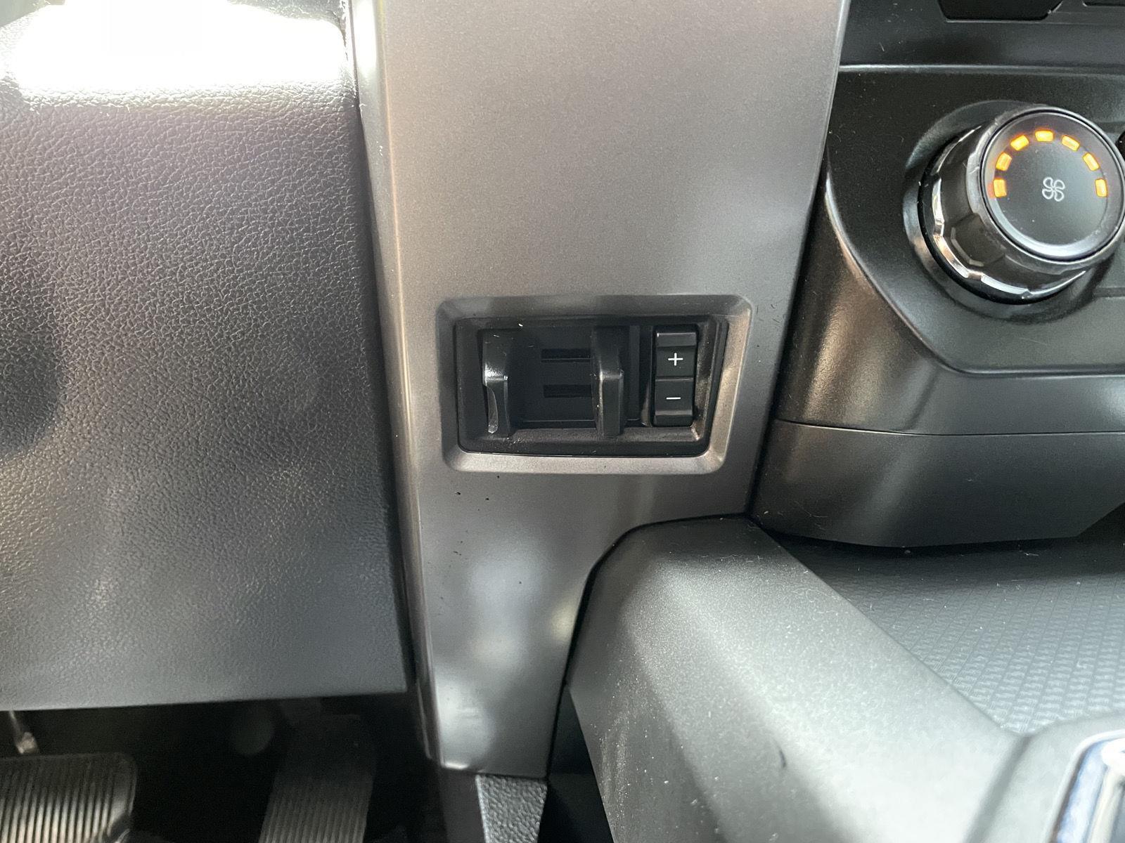 Used 2015 Ford F-150 XLT Crew Cab Truck for sale in Lincoln NE
