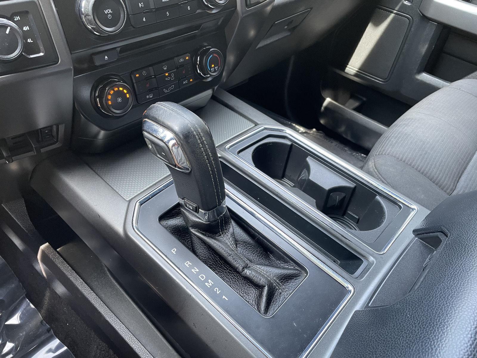 Used 2015 Ford F-150 XLT Crew Cab Truck for sale in Lincoln NE