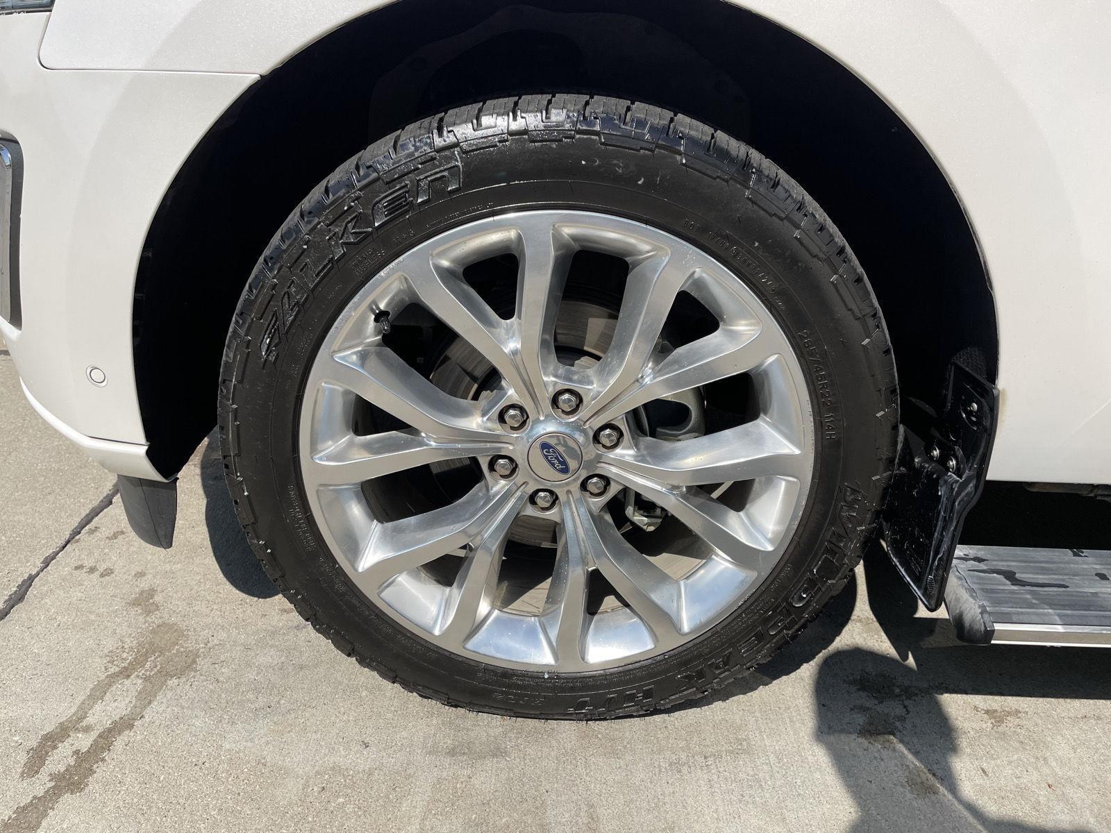 Used 2019 Ford Expedition Platinum SUV for sale in Lincoln NE