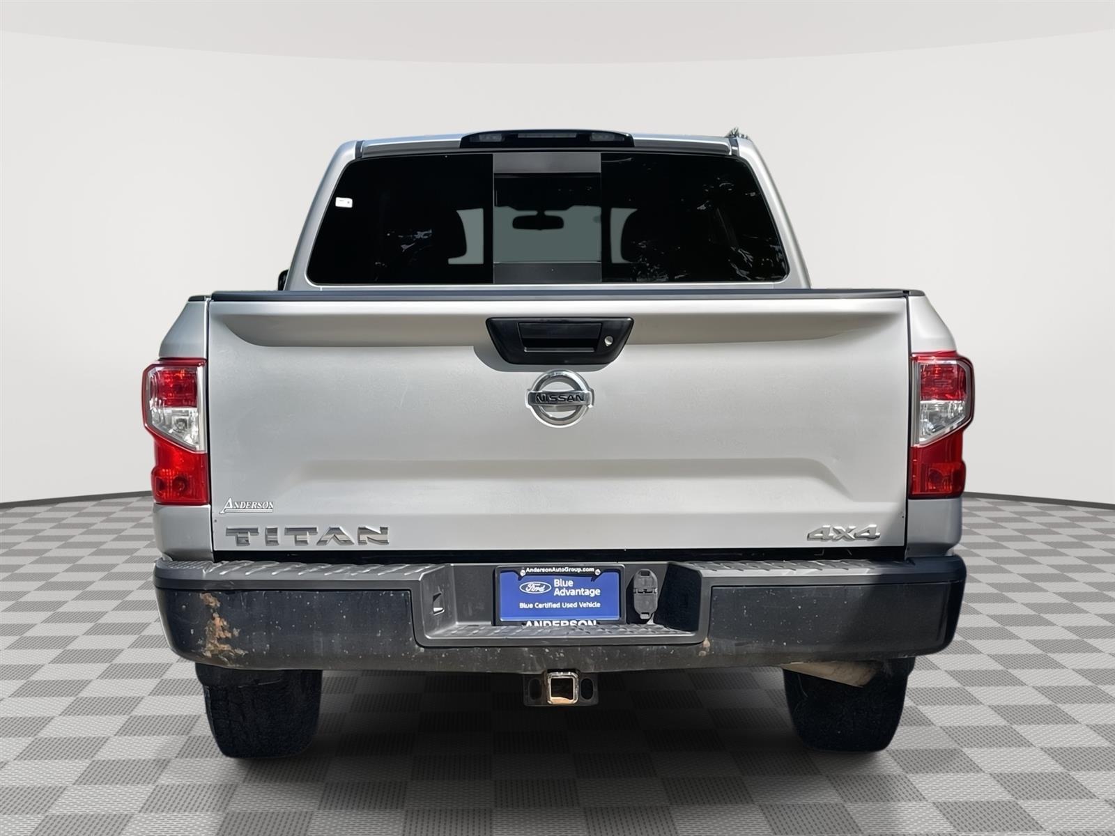 Used 2017 Nissan Titan S Crew Cab Truck for sale in Lincoln NE