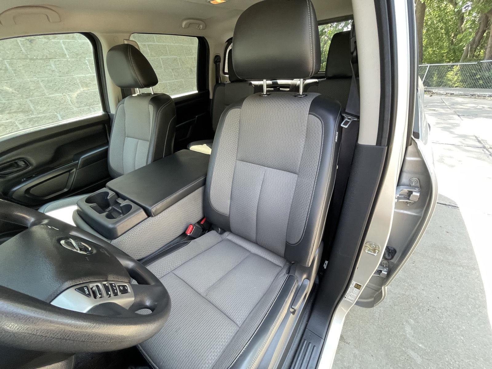 Used 2017 Nissan Titan S Crew Cab Truck for sale in Lincoln NE