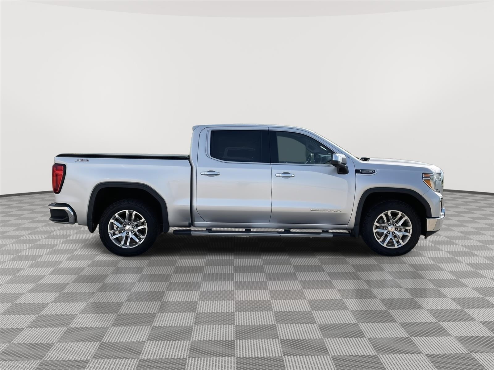 Used 2019 GMC Sierra 1500 SLT Crew Cab Truck for sale in Lincoln NE