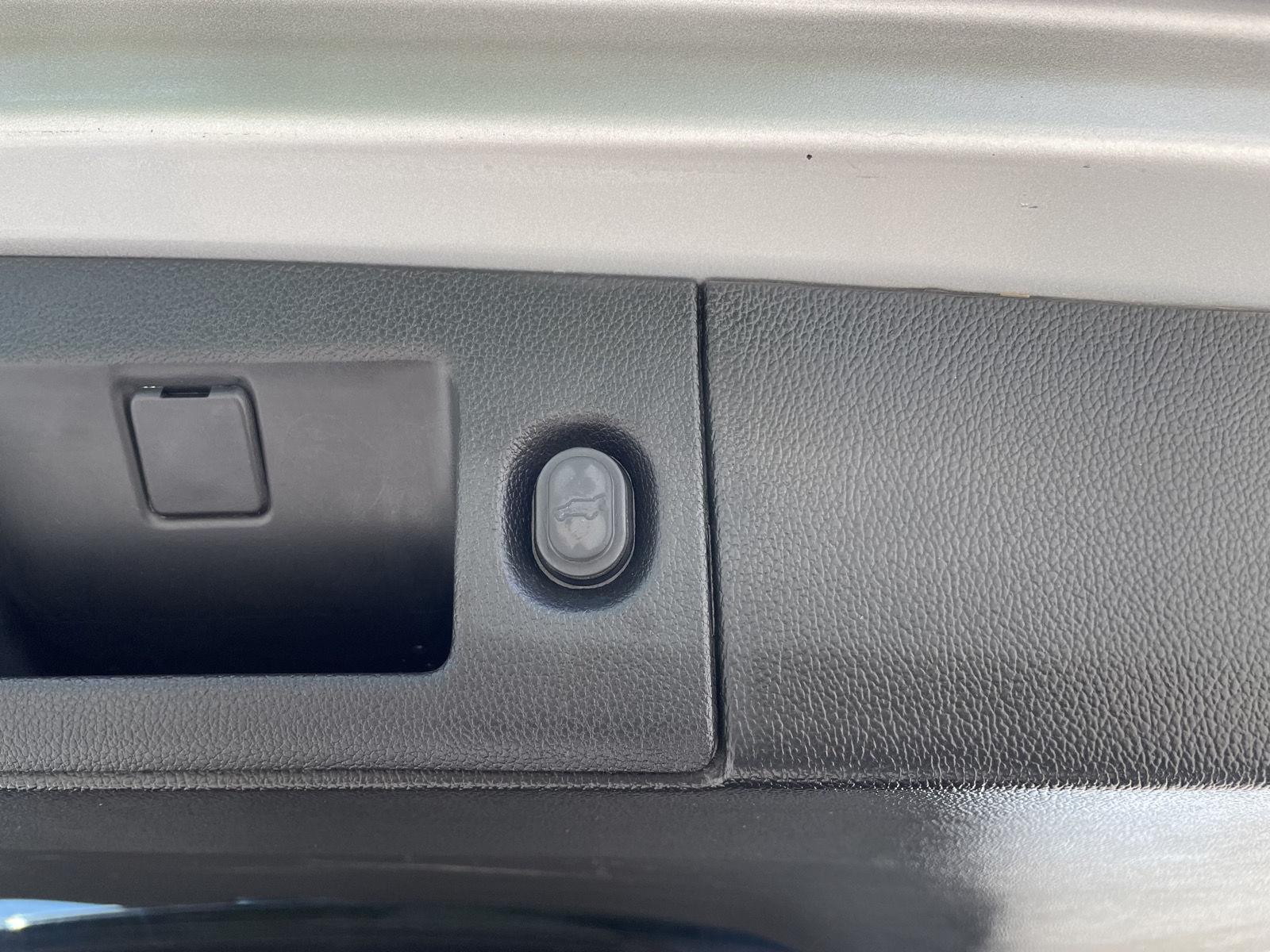 Used 2019 Chevrolet Tahoe LT SUV for sale in Lincoln NE