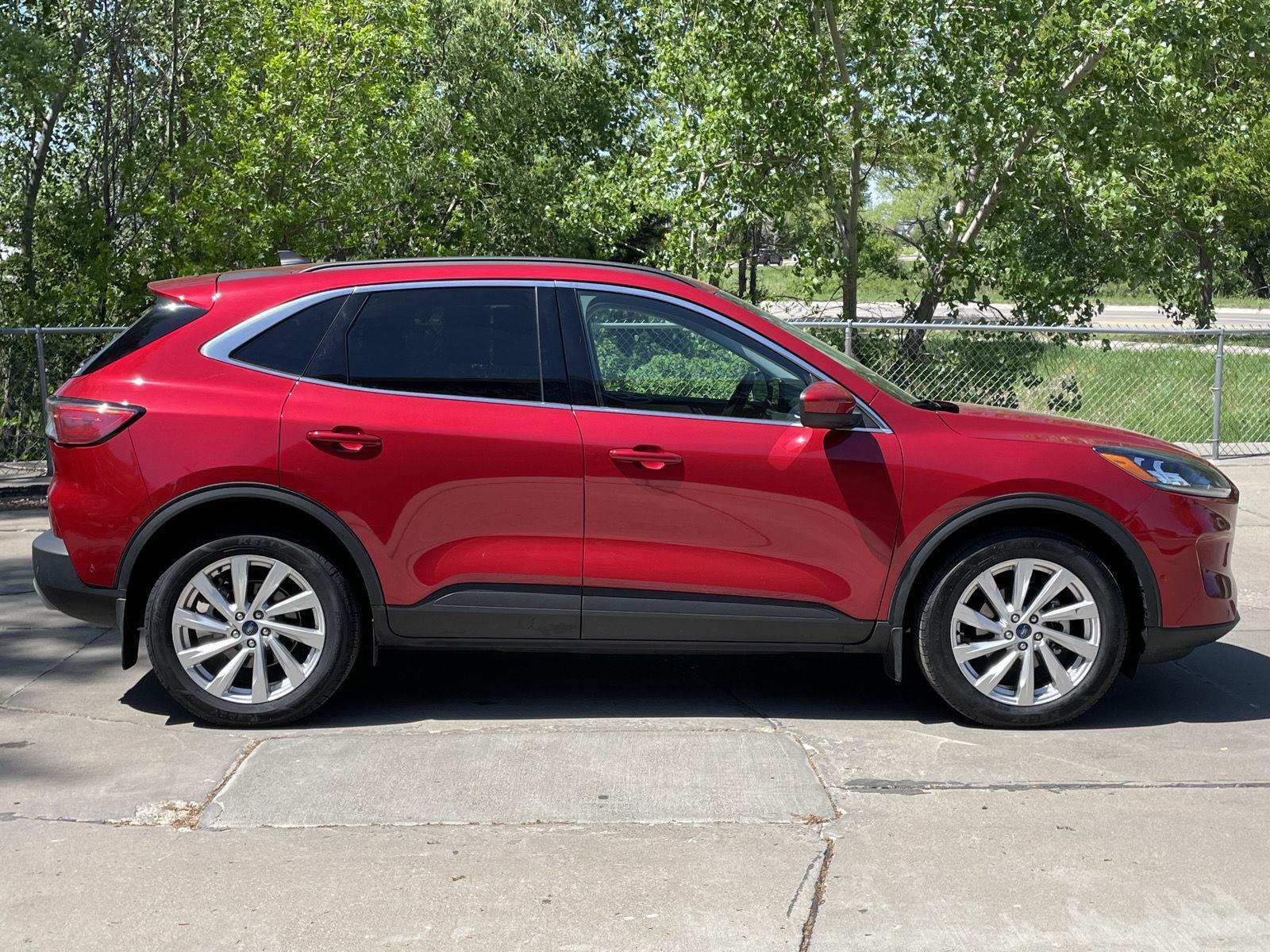 Used 2022 Ford Escape Titanium Hybrid SUV for sale in Lincoln NE
