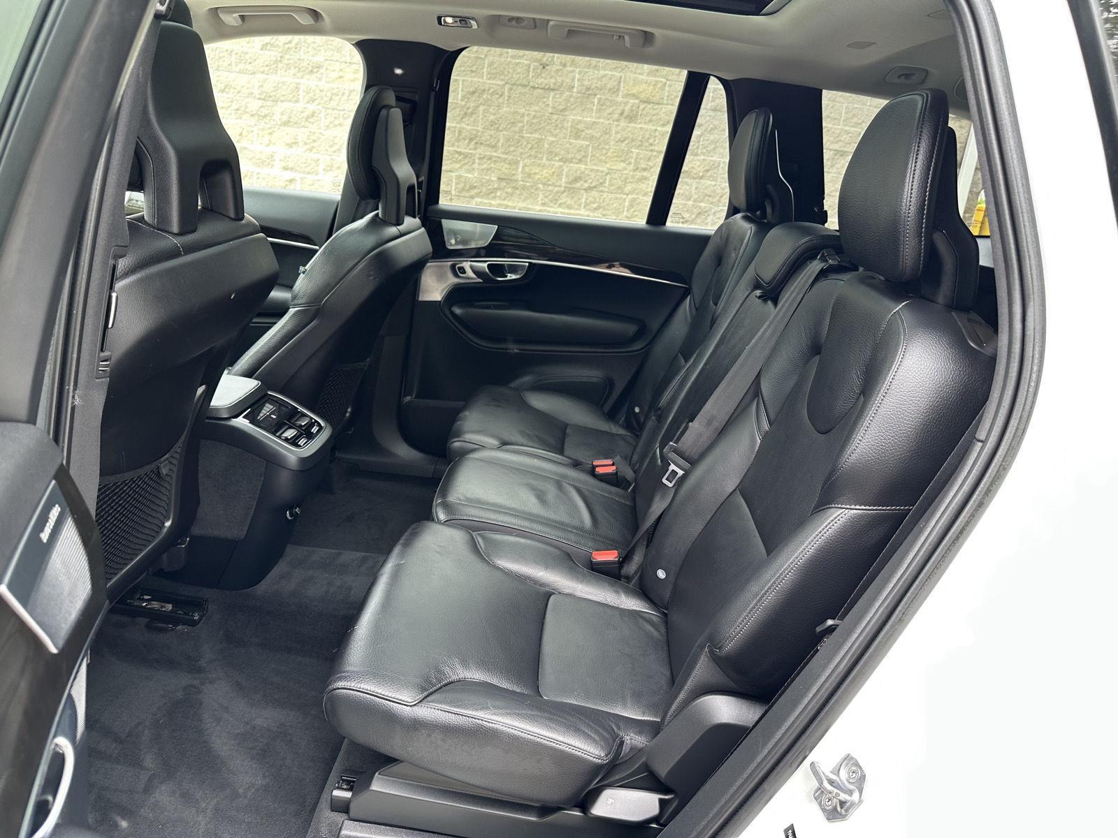 Used 2018 Volvo XC90 Momentum SUV for sale in Lincoln NE