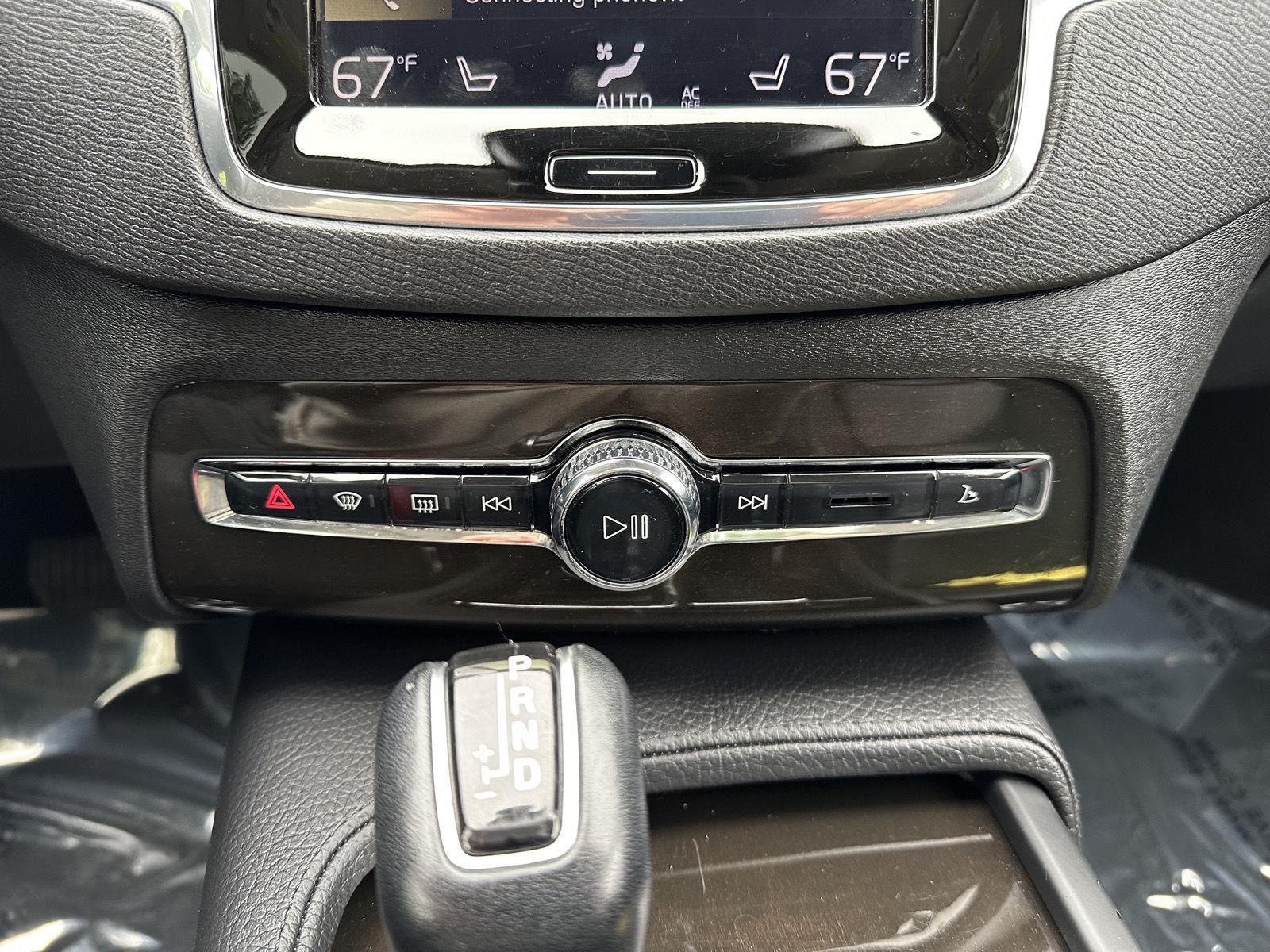 Used 2018 Volvo XC90 Momentum SUV for sale in Lincoln NE