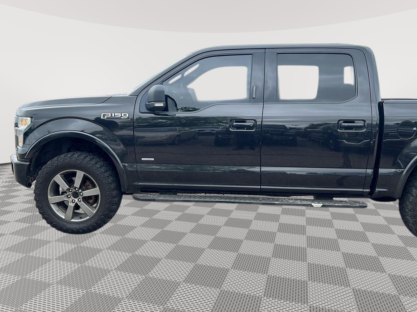 Used 2015 Ford F-150 XLT Crew Cab Truck for sale in Lincoln NE