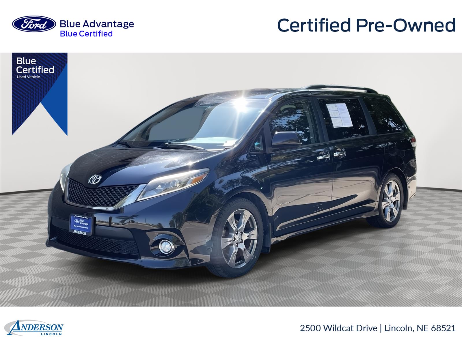 Used 2017 Toyota Sienna SE Minivans for sale in Lincoln NE