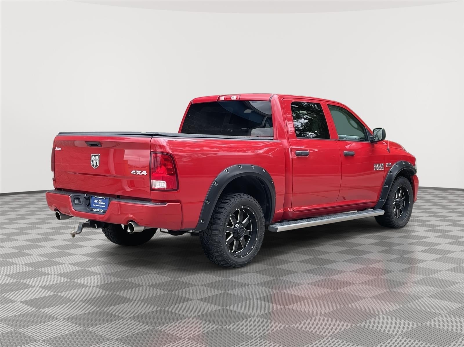 Used 2017 Ram 1500 Express Crew Cab Truck for sale in Lincoln NE