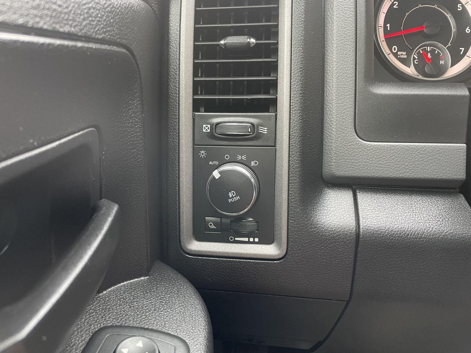 Used 2017 Ram 1500 Express Crew Cab Truck for sale in Lincoln NE