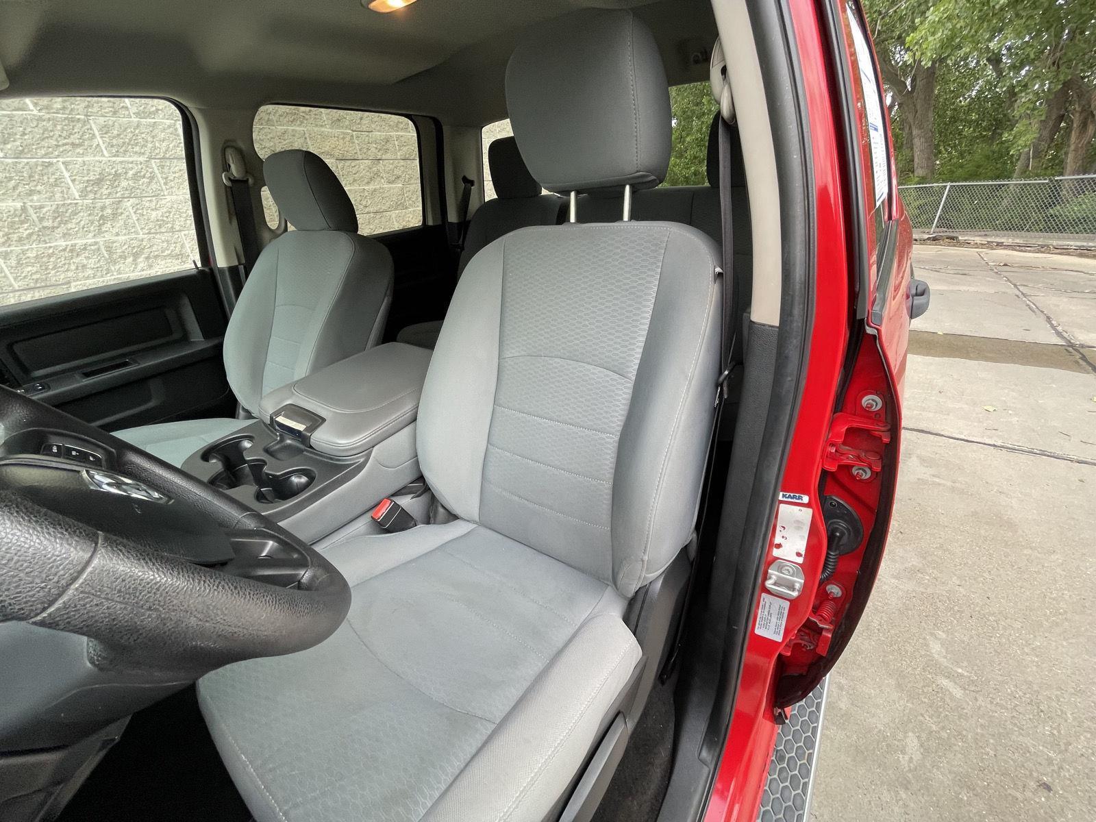 Used 2017 Ram 1500 Express Crew Cab Truck for sale in Lincoln NE