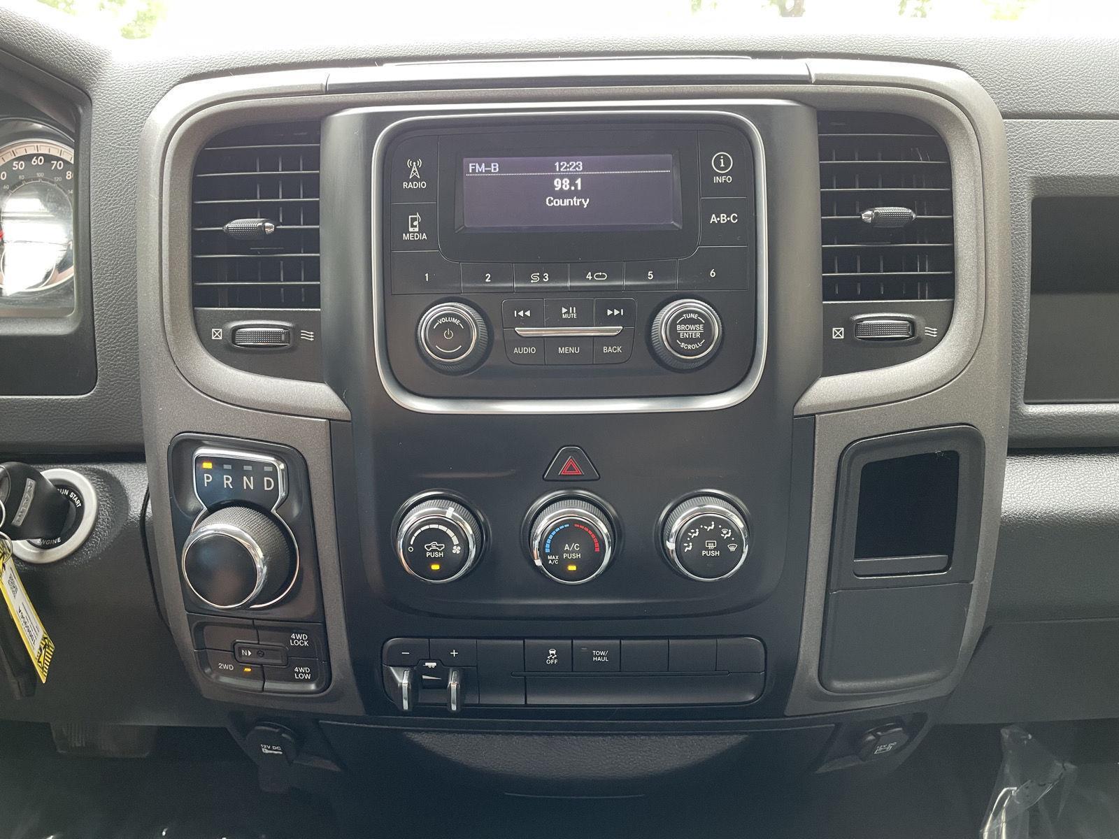 Used 2017 Ram 1500 Express Crew Cab Truck for sale in Lincoln NE