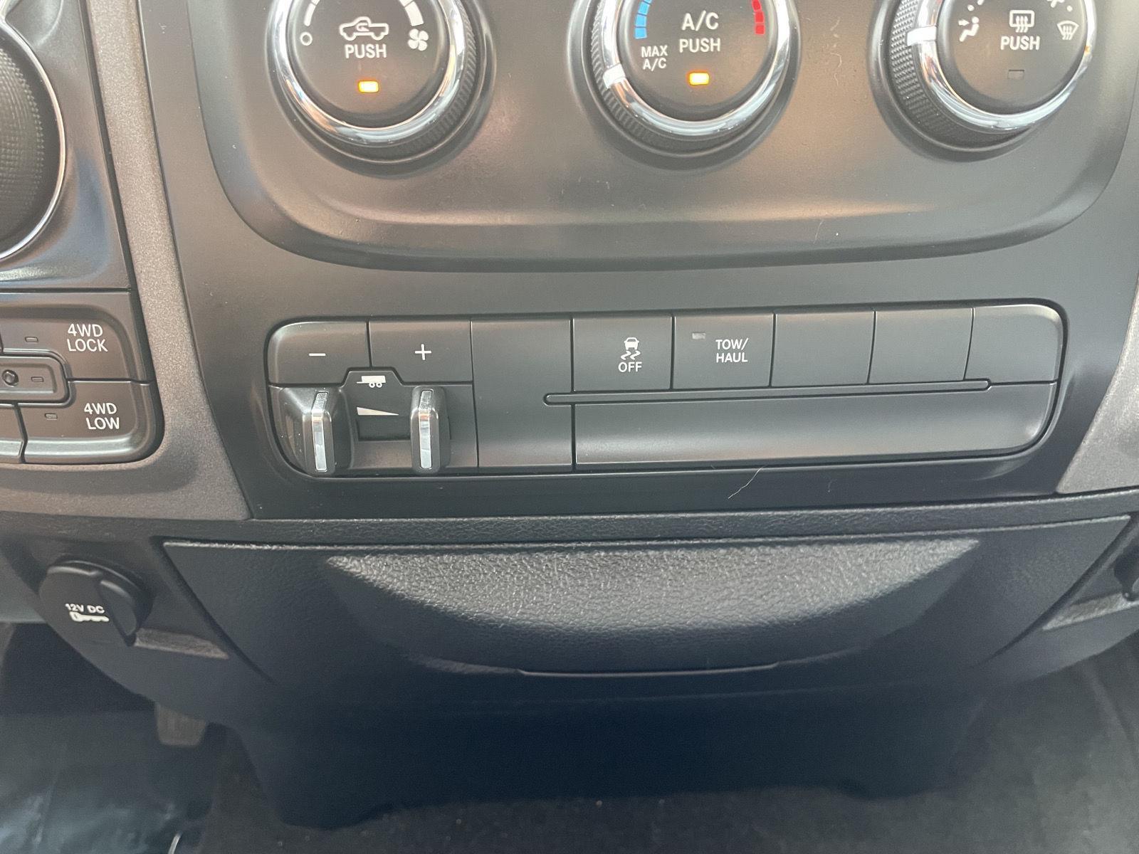Used 2017 Ram 1500 Express Crew Cab Truck for sale in Lincoln NE