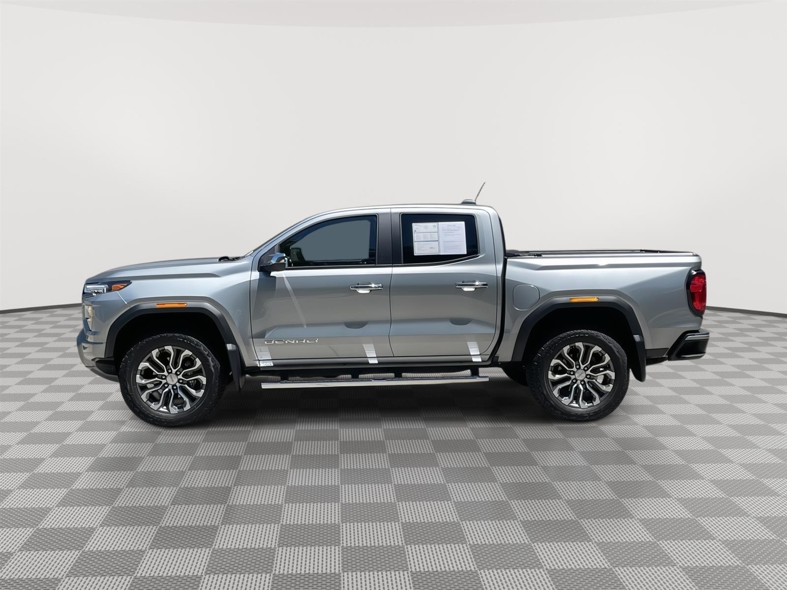 Used 2024 GMC Canyon 4WD Denali Crew Cab Truck for sale in Lincoln NE
