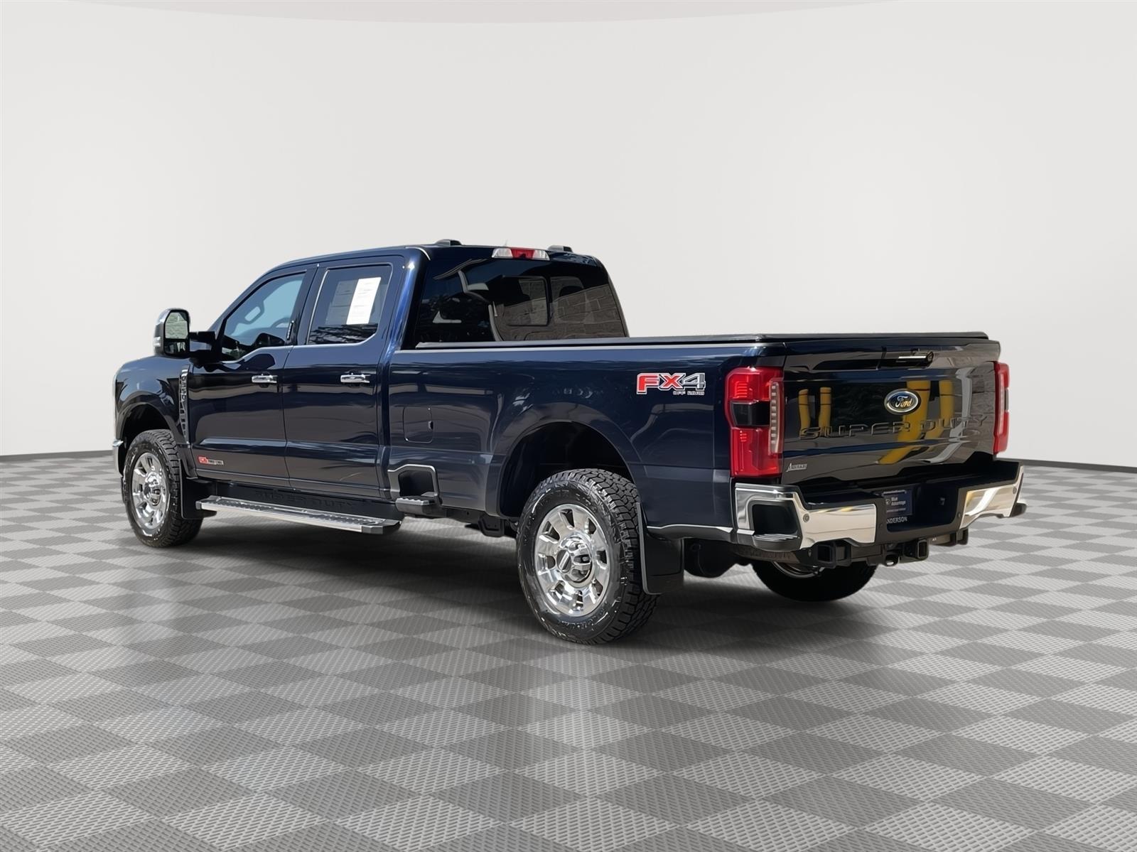 Used 2023 Ford F-350 Super Duty Lariat Crew Cab Truck for sale in Lincoln NE