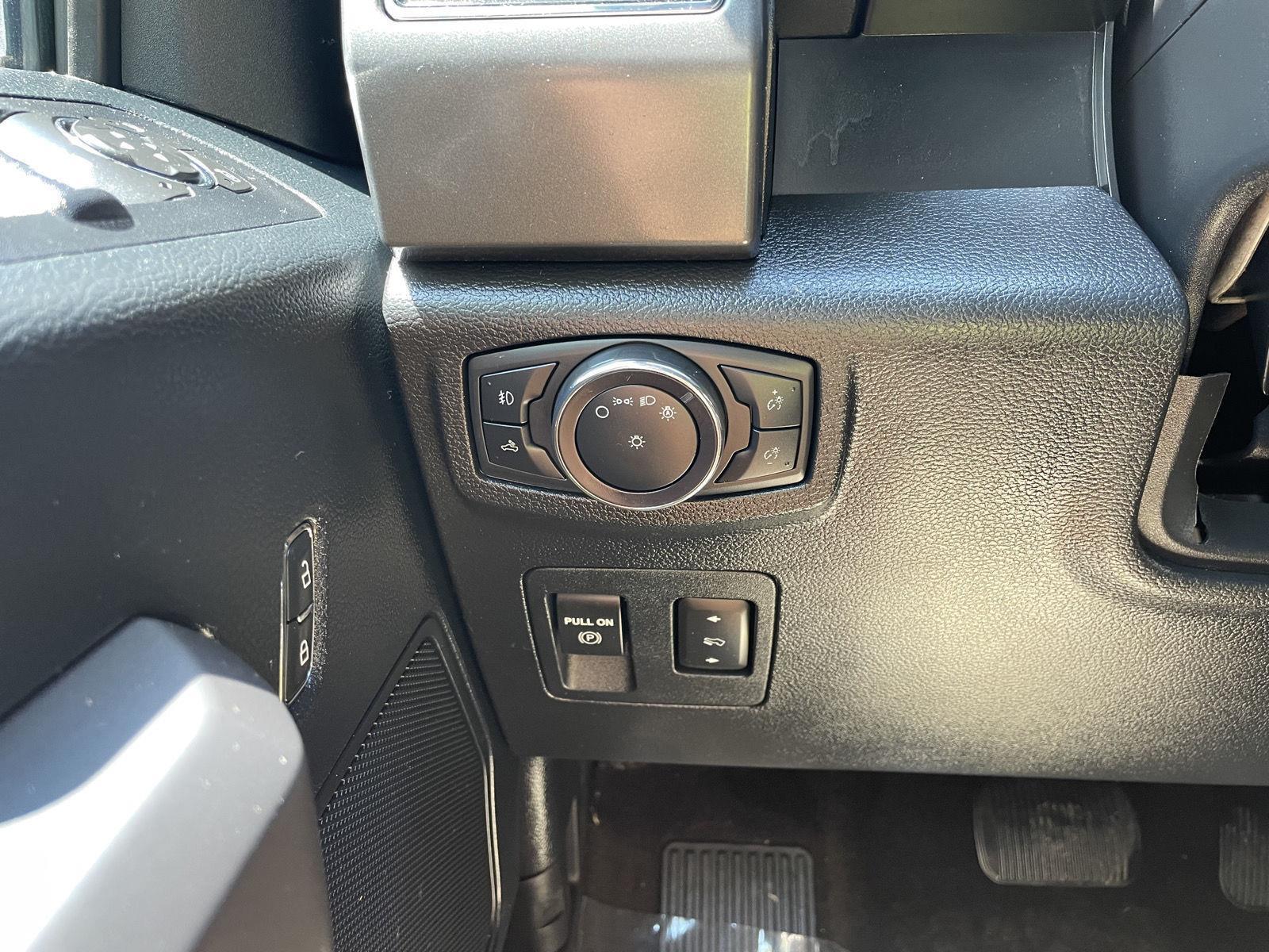 Used 2020 Ford F-150 XLT Crew Cab Truck for sale in Lincoln NE