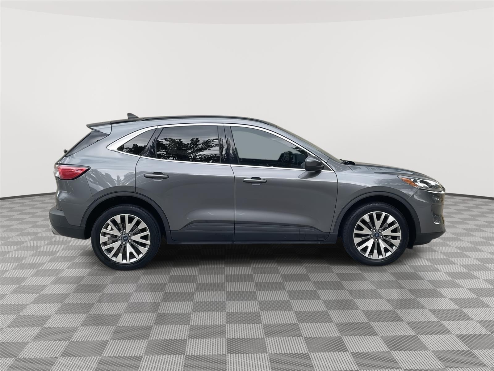 Used 2022 Ford Escape Titanium SUV for sale in Lincoln NE