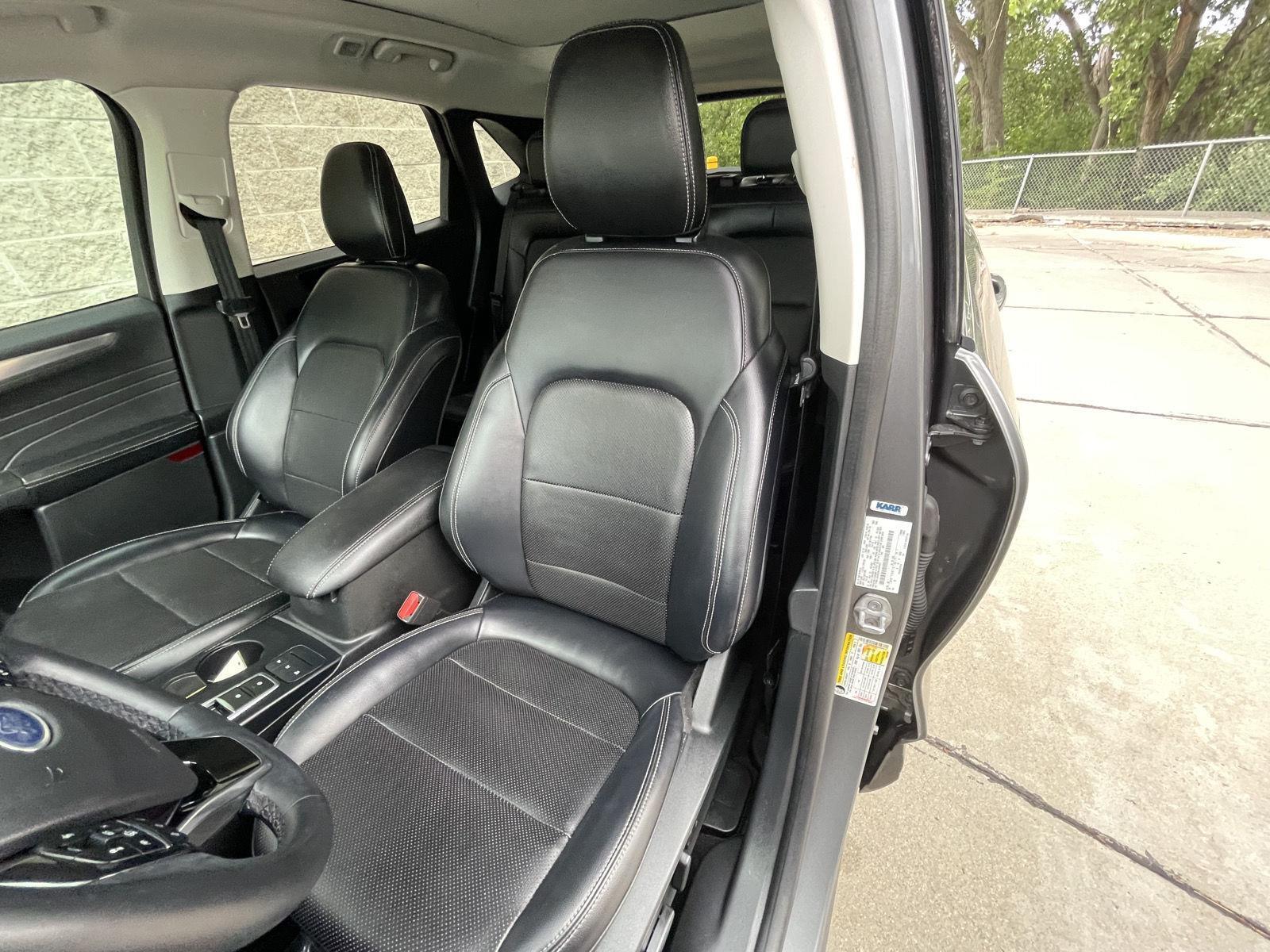 Used 2022 Ford Escape Titanium SUV for sale in Lincoln NE