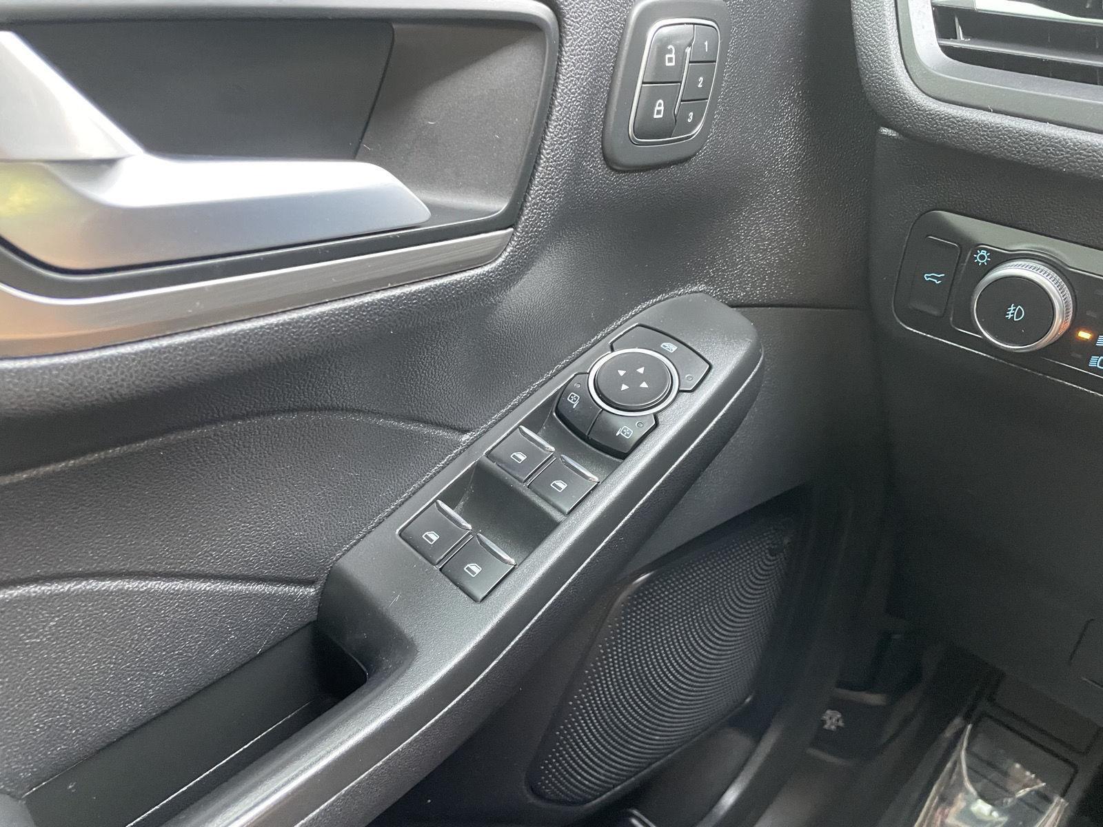 Used 2022 Ford Escape Titanium SUV for sale in Lincoln NE