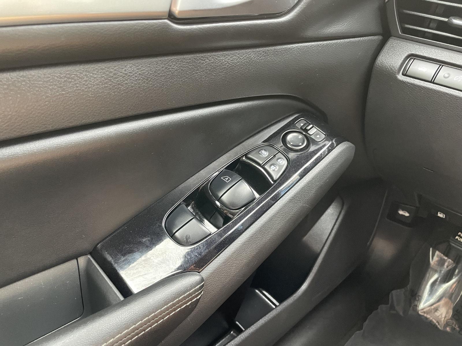 Used 2023 Nissan Altima for sale in Lincoln NE