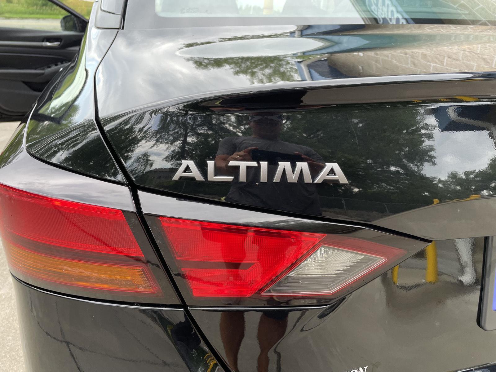 Used 2023 Nissan Altima for sale in Lincoln NE