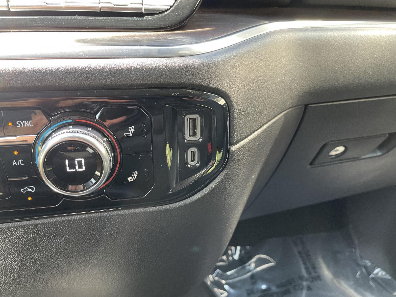 Used 2024 GMC Sierra 1500 for sale in Lincoln NE