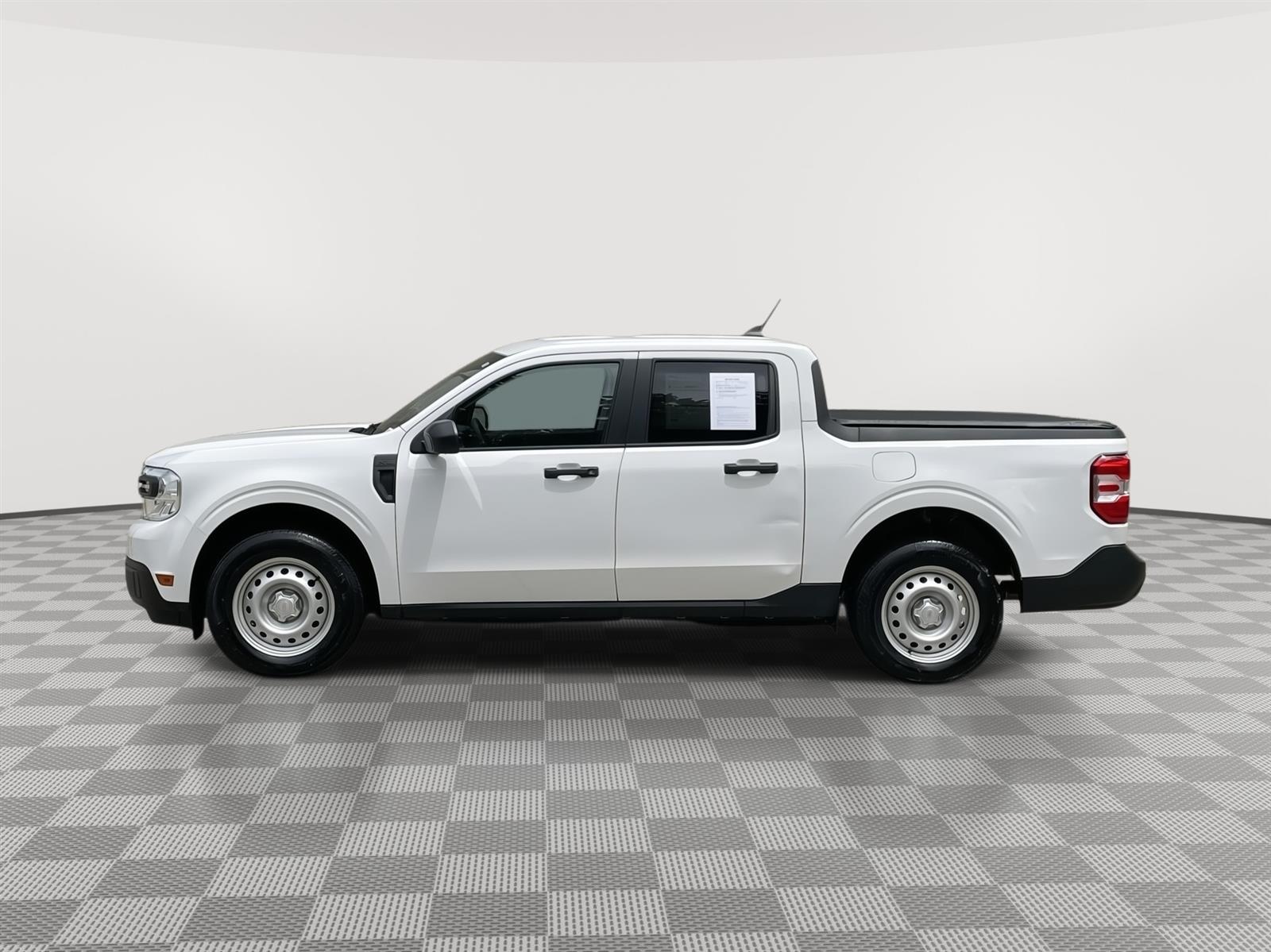 Used 2022 Ford Maverick XL Crew Cab Truck for sale in Lincoln NE