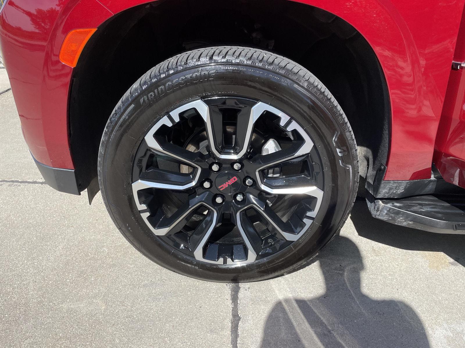 Used 2023 GMC Yukon for sale in Lincoln NE