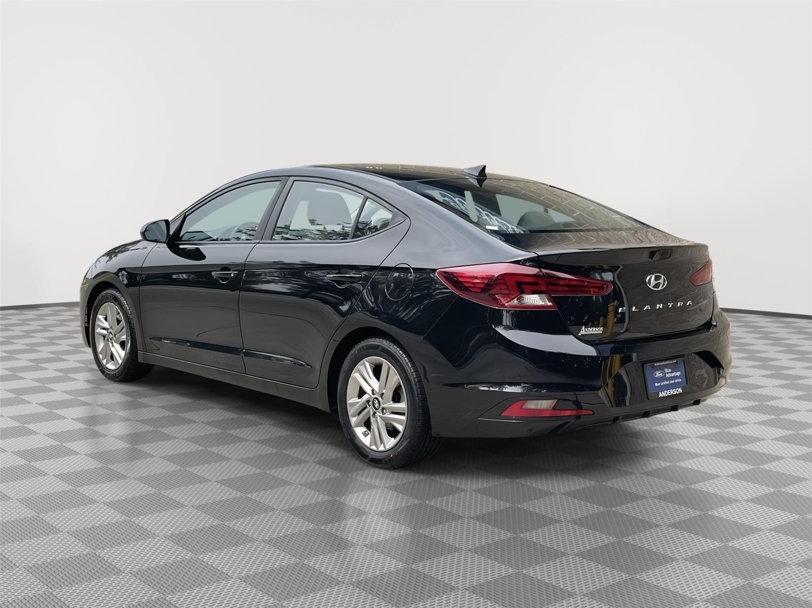 Used 2020 Hyundai Elantra for sale in Lincoln NE