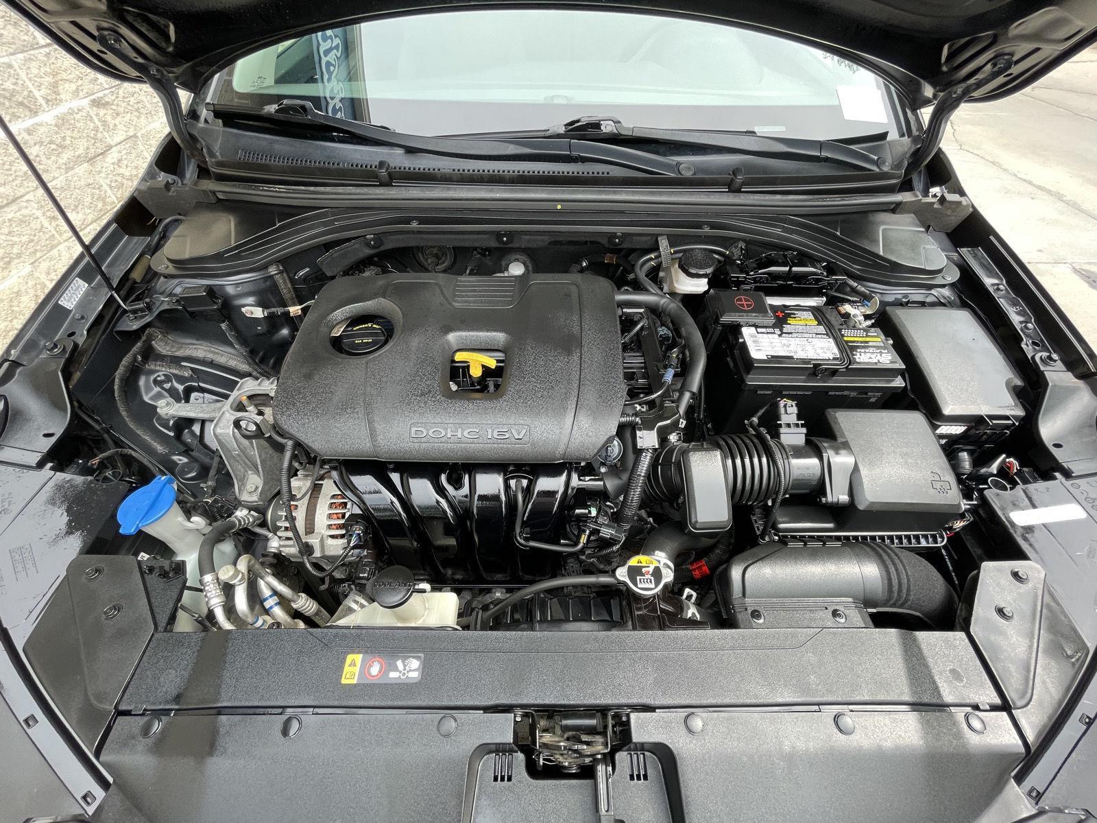Used 2020 Hyundai Elantra for sale in Lincoln NE