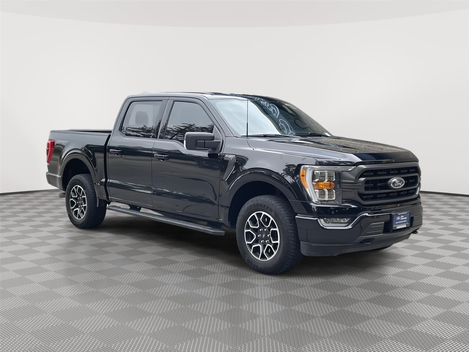 Used 2022 Ford F-150 XLT Crew Cab Truck for sale in Lincoln NE
