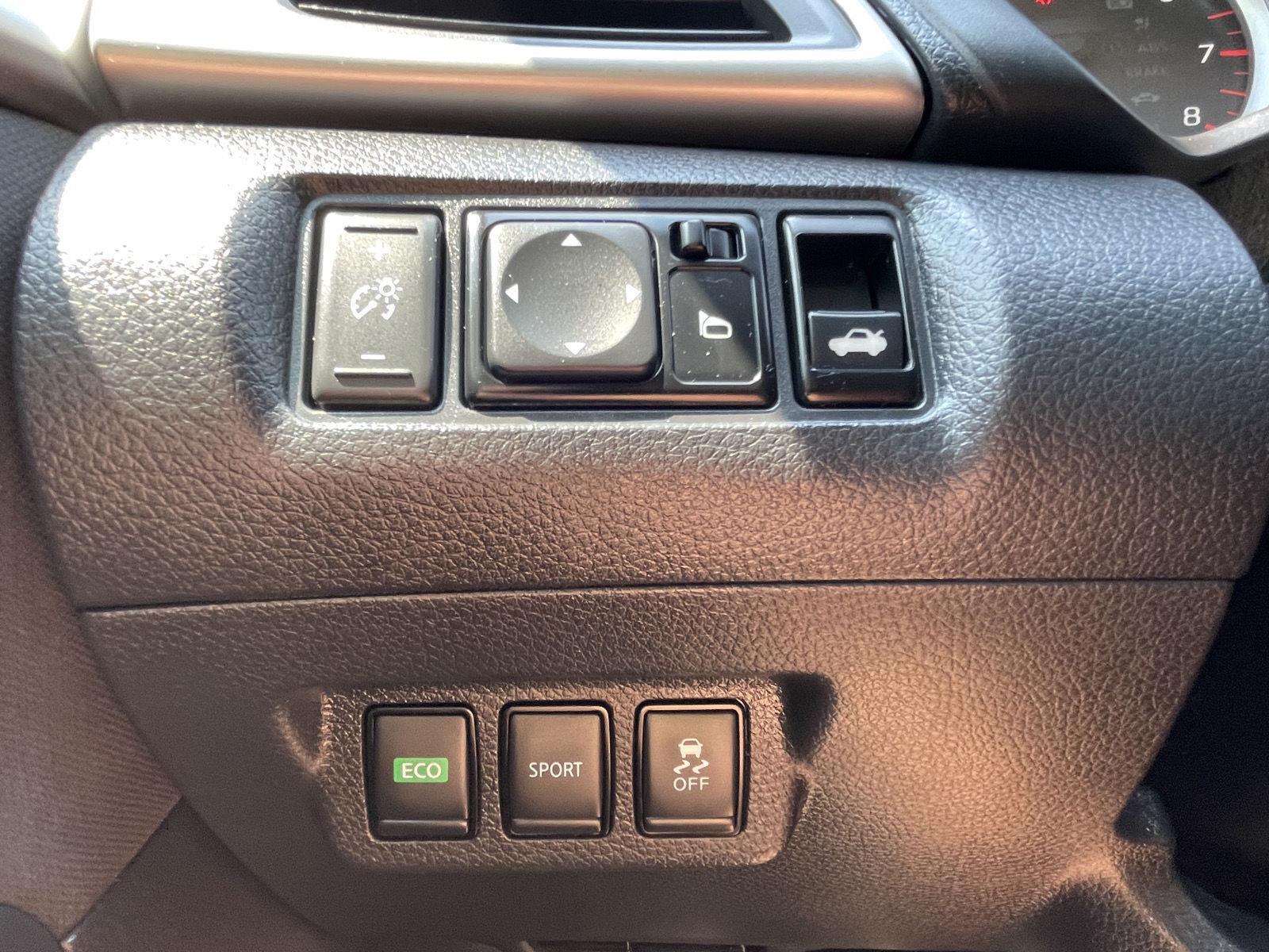 Used 2018 Nissan Sentra for sale in Lincoln NE