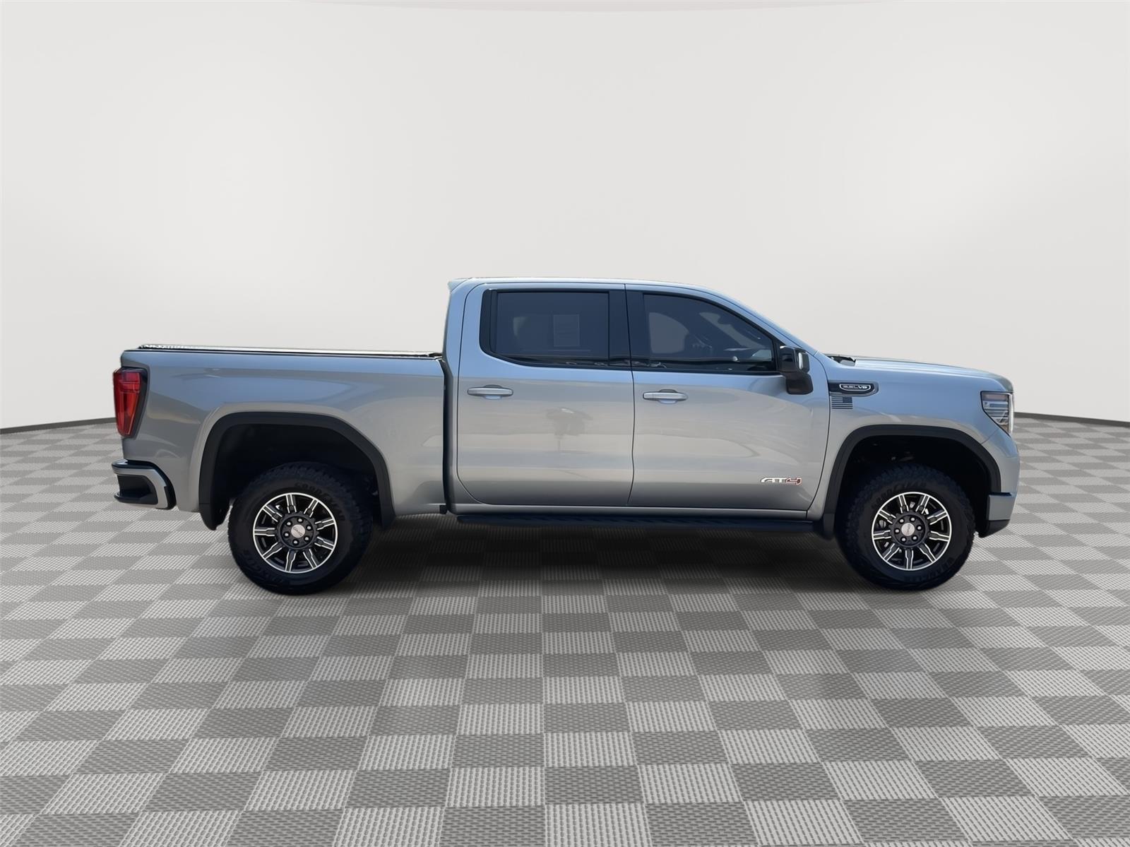 Used 2024 GMC Sierra 1500 for sale in Lincoln NE