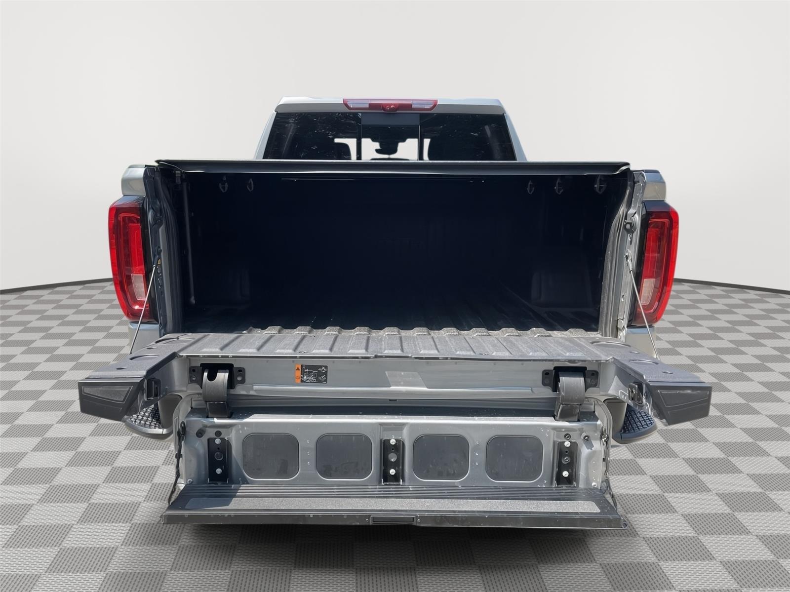 Used 2024 GMC Sierra 1500 for sale in Lincoln NE