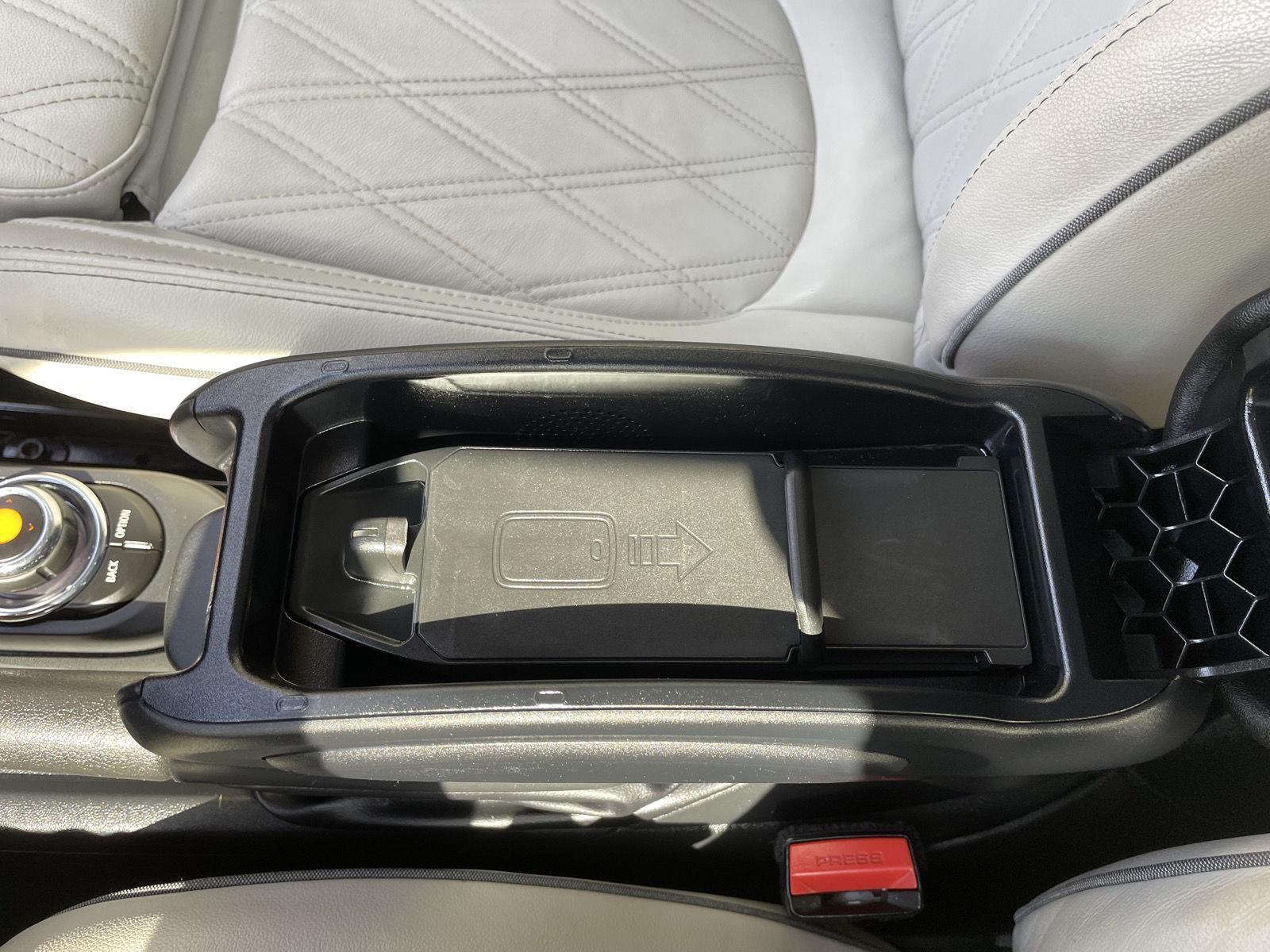 Used 2020 MINI Hardtop 2 Door for sale in Lincoln NE