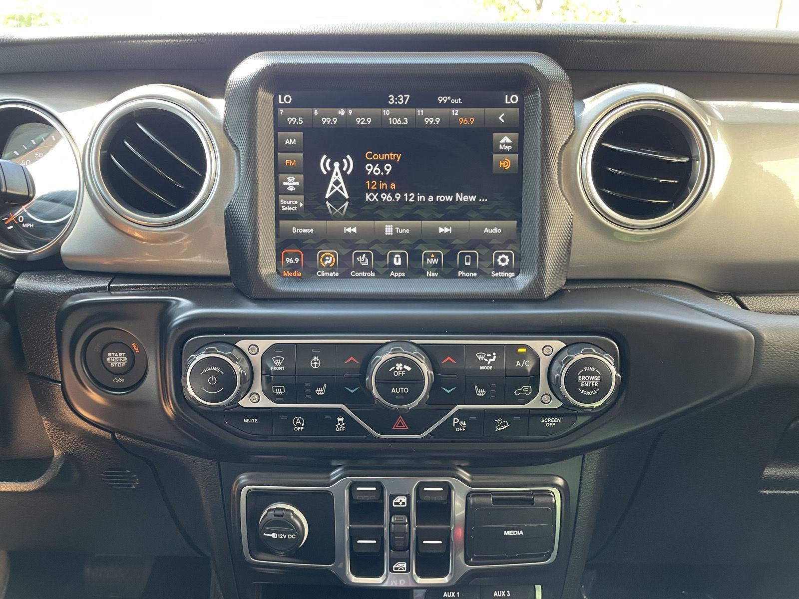 Used 2020 Jeep Wrangler Unlimited for sale in Lincoln NE