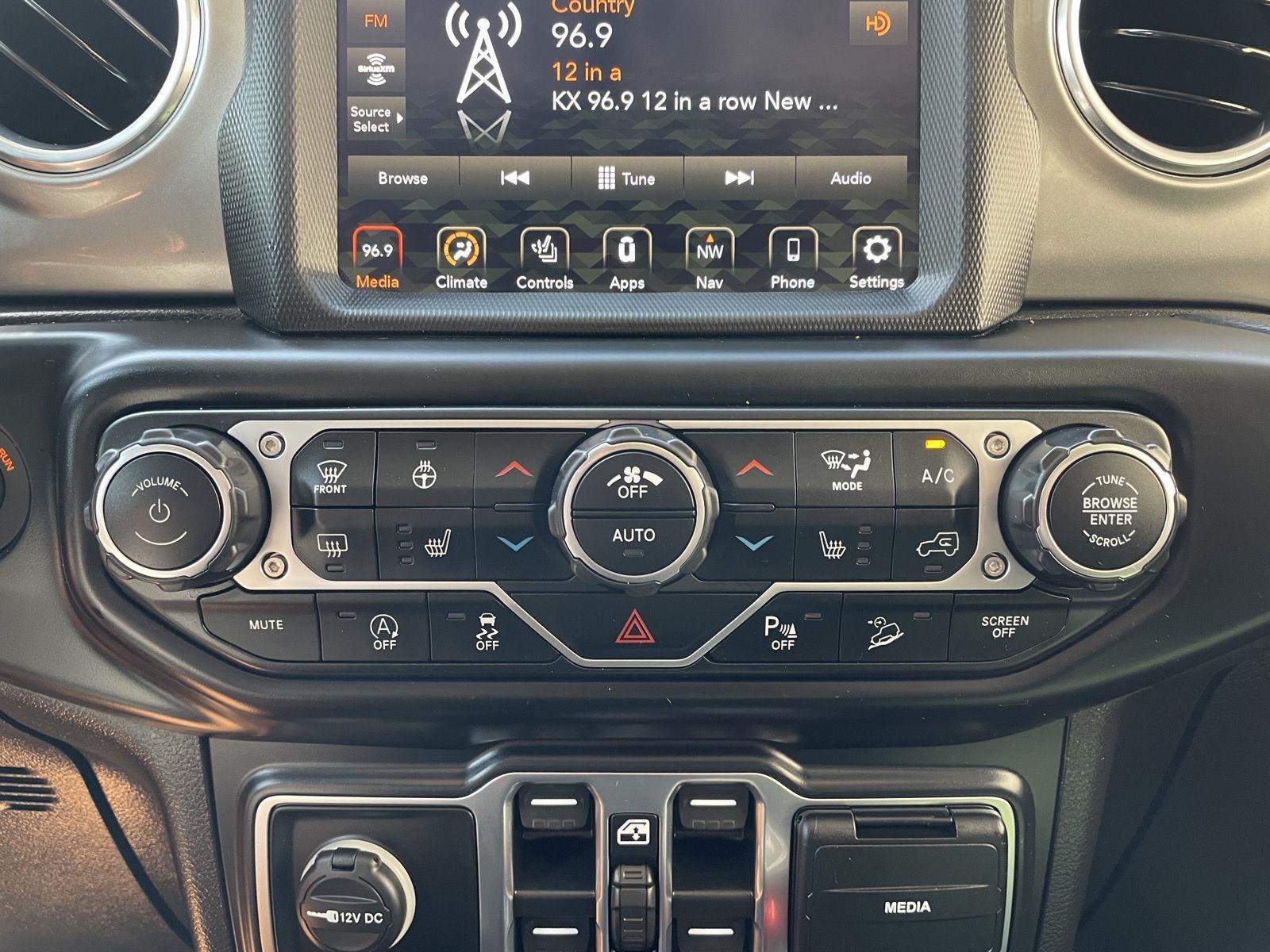 Used 2020 Jeep Wrangler Unlimited for sale in Lincoln NE