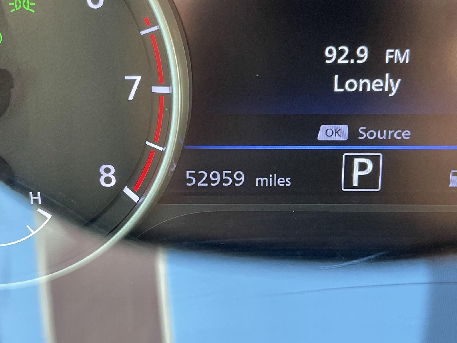 2021 Nissan Sentra SR photo 3